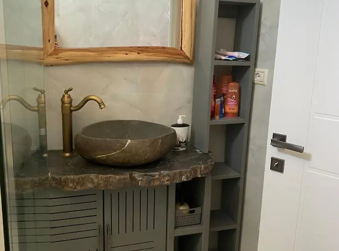 Dreamland House Sarandë